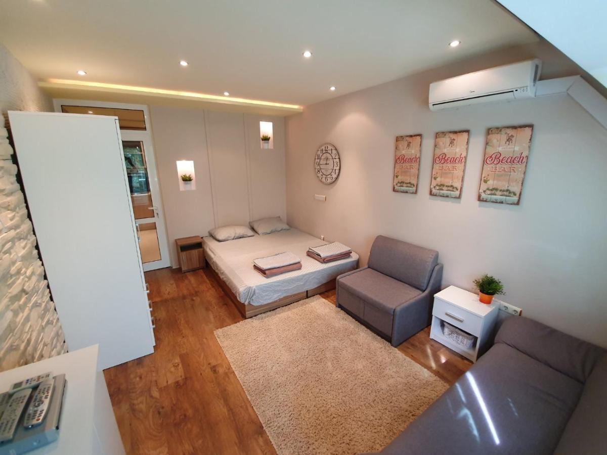 Apartment For You Varna Bagian luar foto